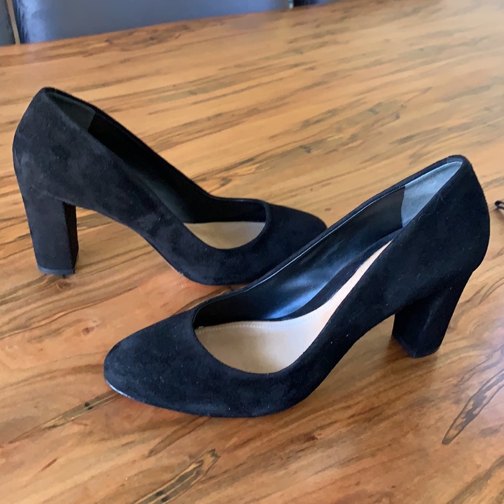 Sz 9.5 SCHUTZ Suede Pumps